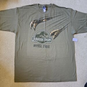 Universal studios 》 XL Jurassic Park T-shirt